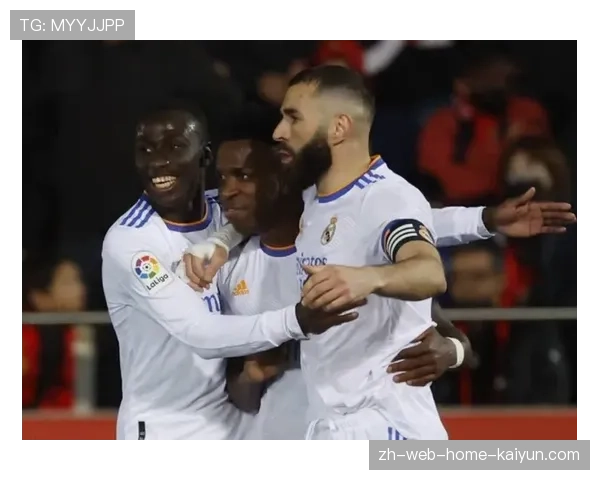 维尼修斯抱怨防守任务过重 与主帅阿隆索关系引关注 维尼修斯抱怨防守任务过重 与主帅阿隆索关系引关注